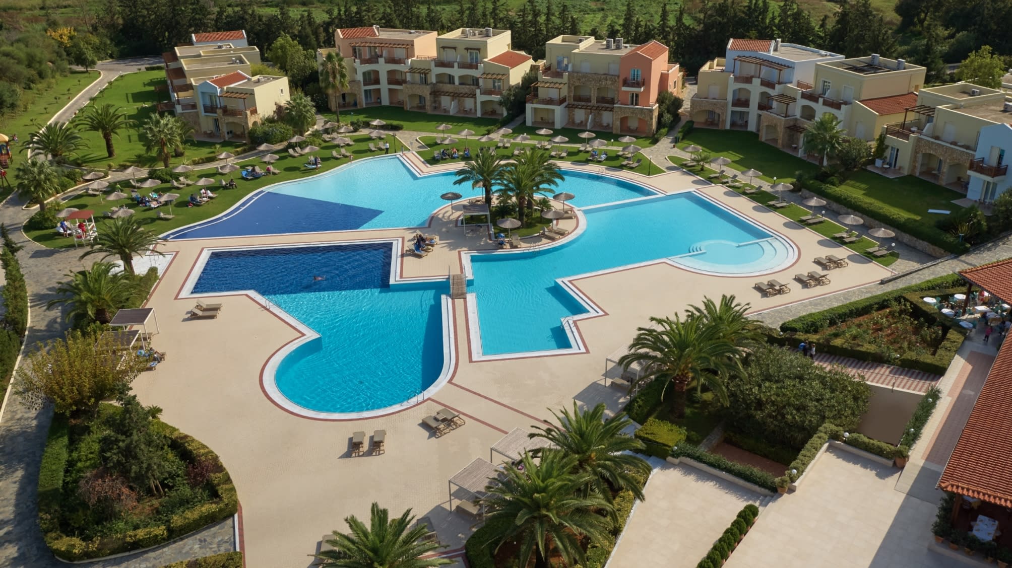 Pilot Beach Resort 2