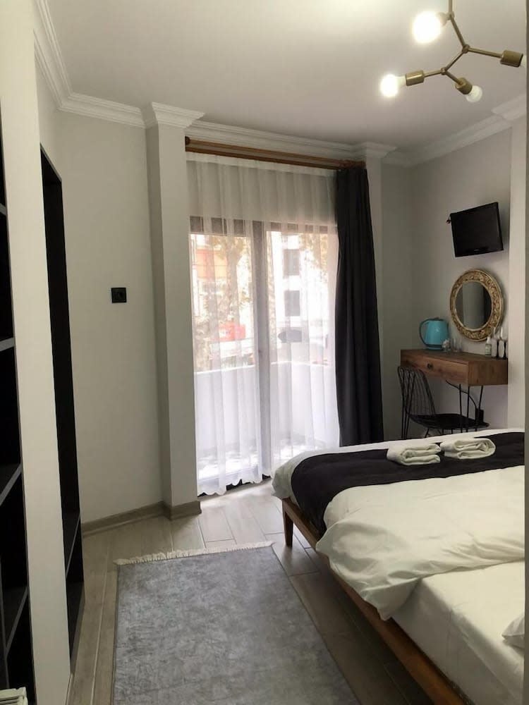 Valeria House 2