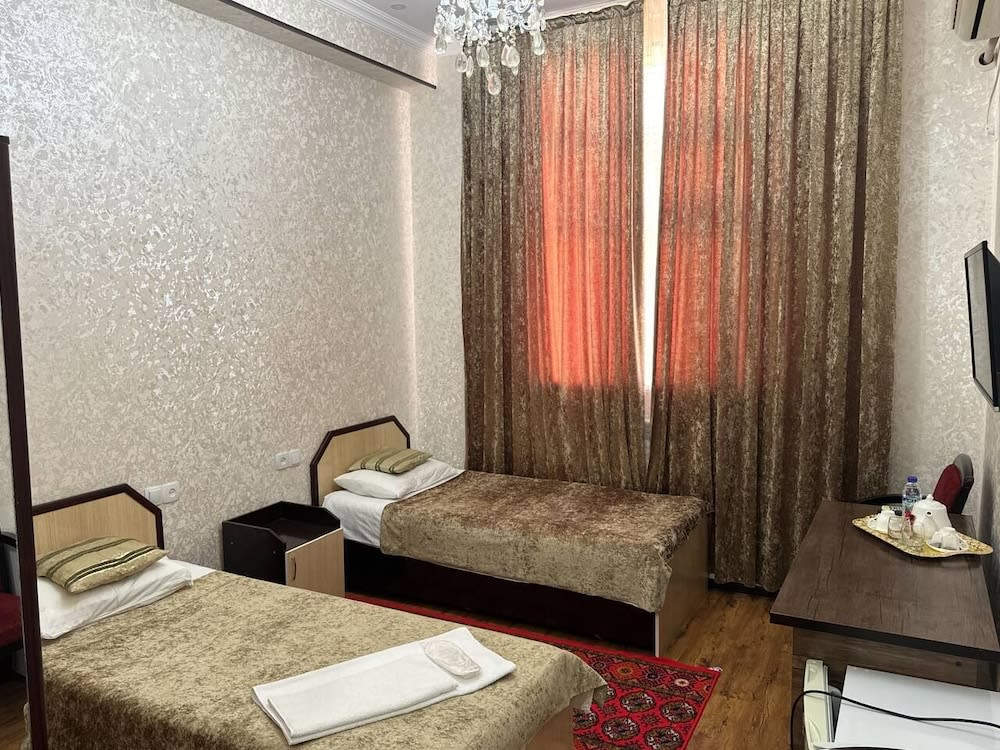 RATMINA HOTEL 2