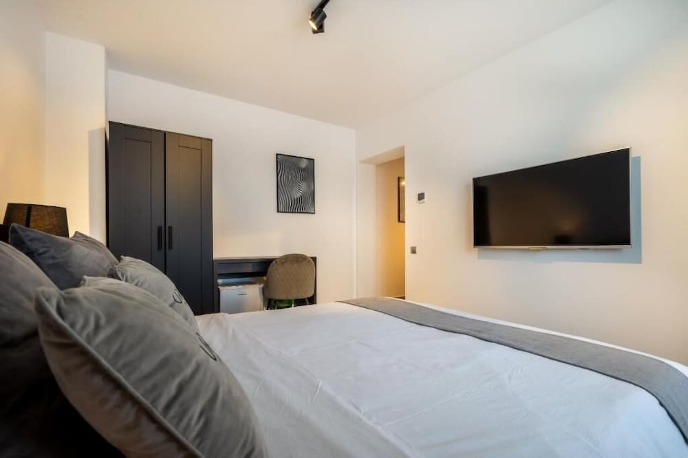 Urbio Private Suites 2