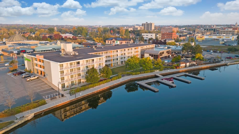 Holiday Inn PETERBOROUGH-WATERFRONT by IHG 1