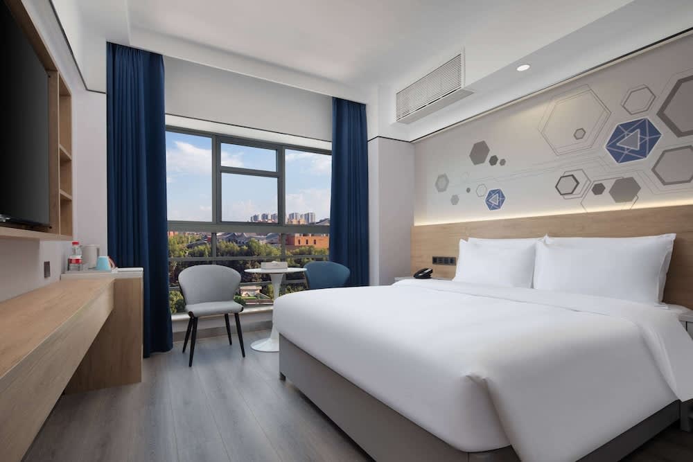 Microtel by Wyndham Kunming Guandu 1