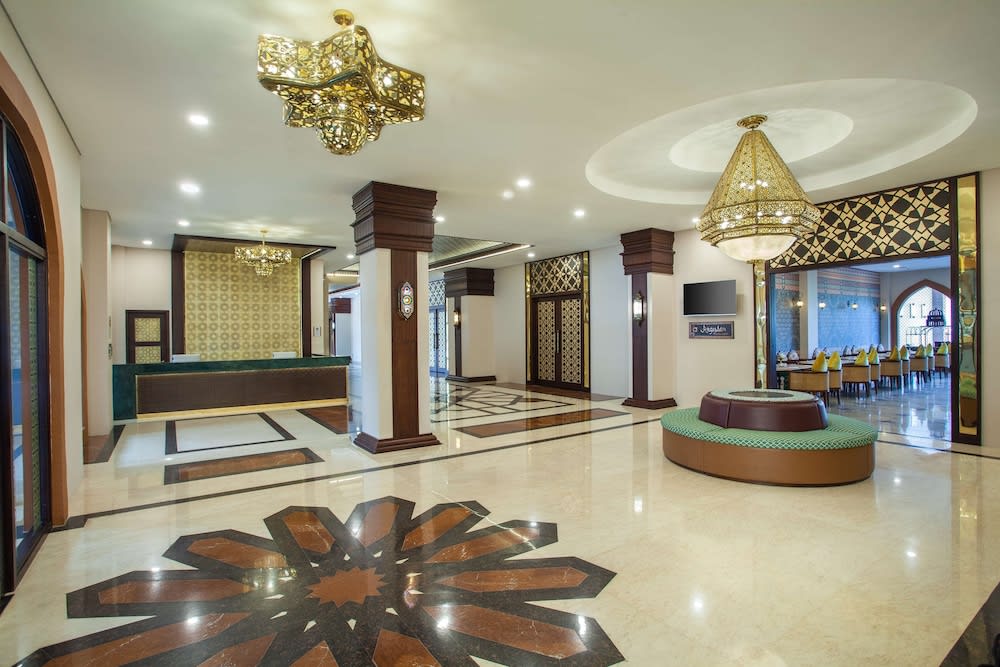 Alhambra Hotel & Convention, BW Signature Collection 2