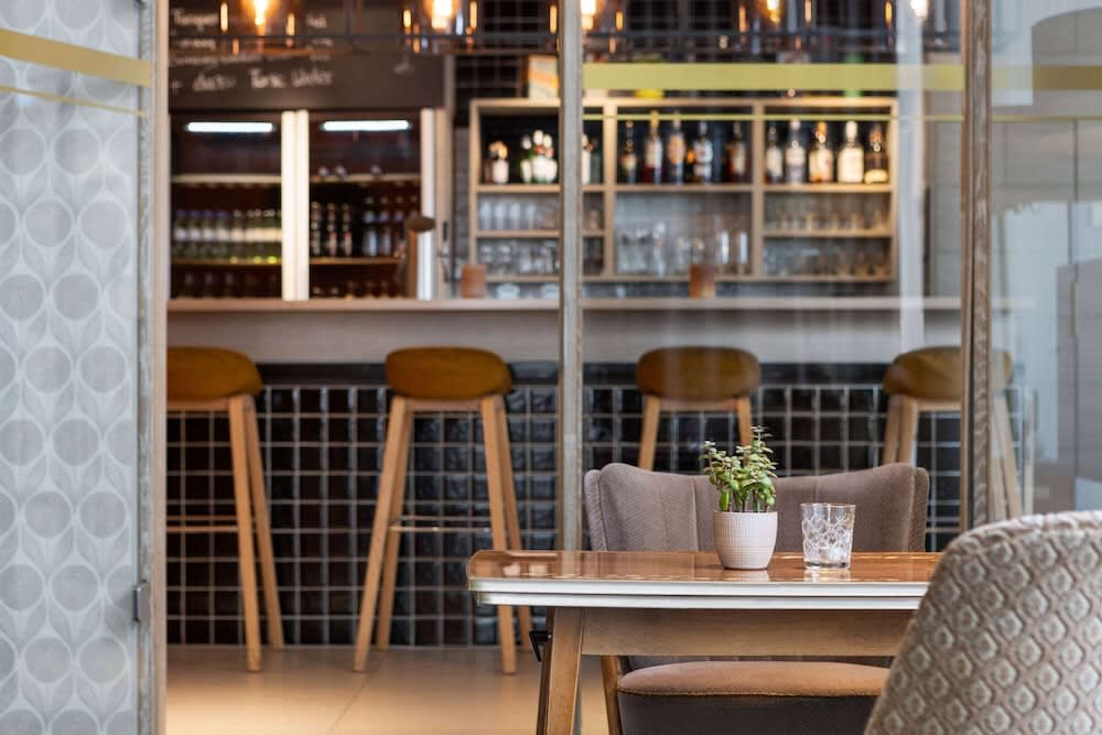 Vienna House Easy by Wyndham Osnabrück City & Apartments 4