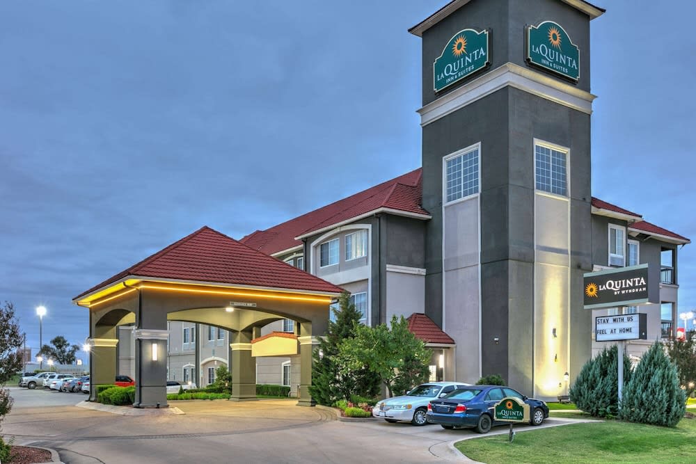 La Quinta by Wyndham Tulsa Airport / Expo Square 1