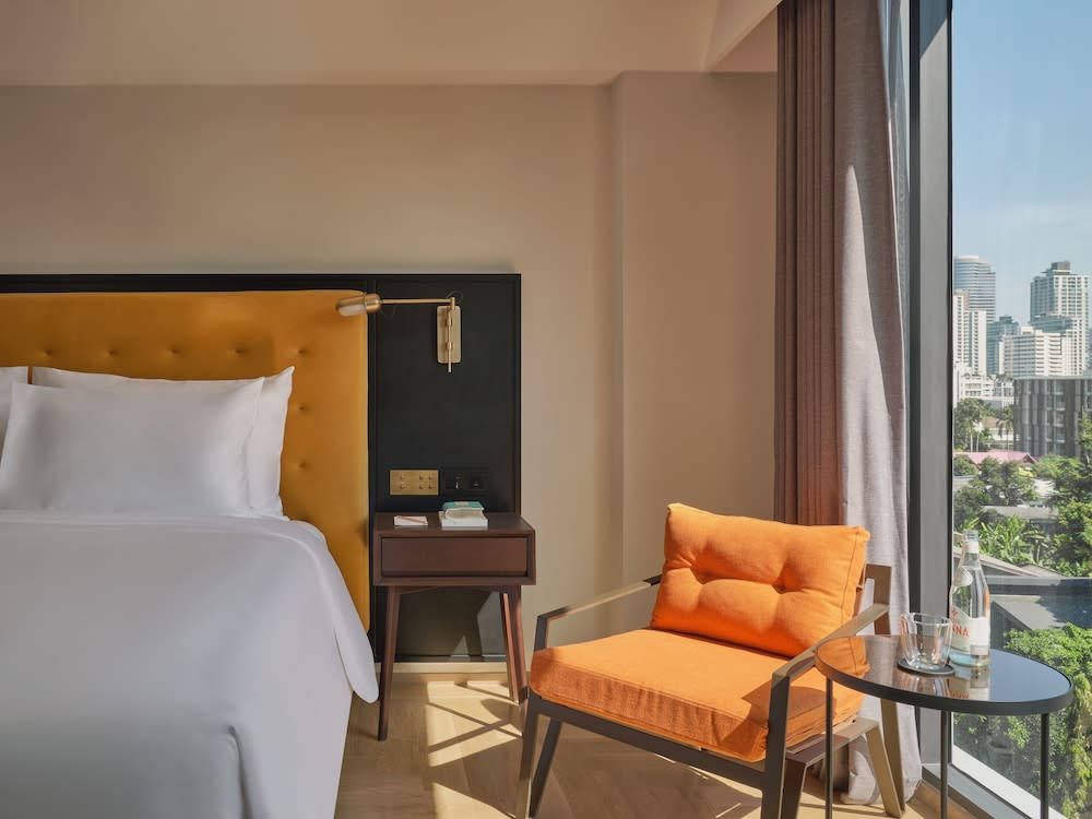 Public House Bangkok, a Member of Design Hotels 1
