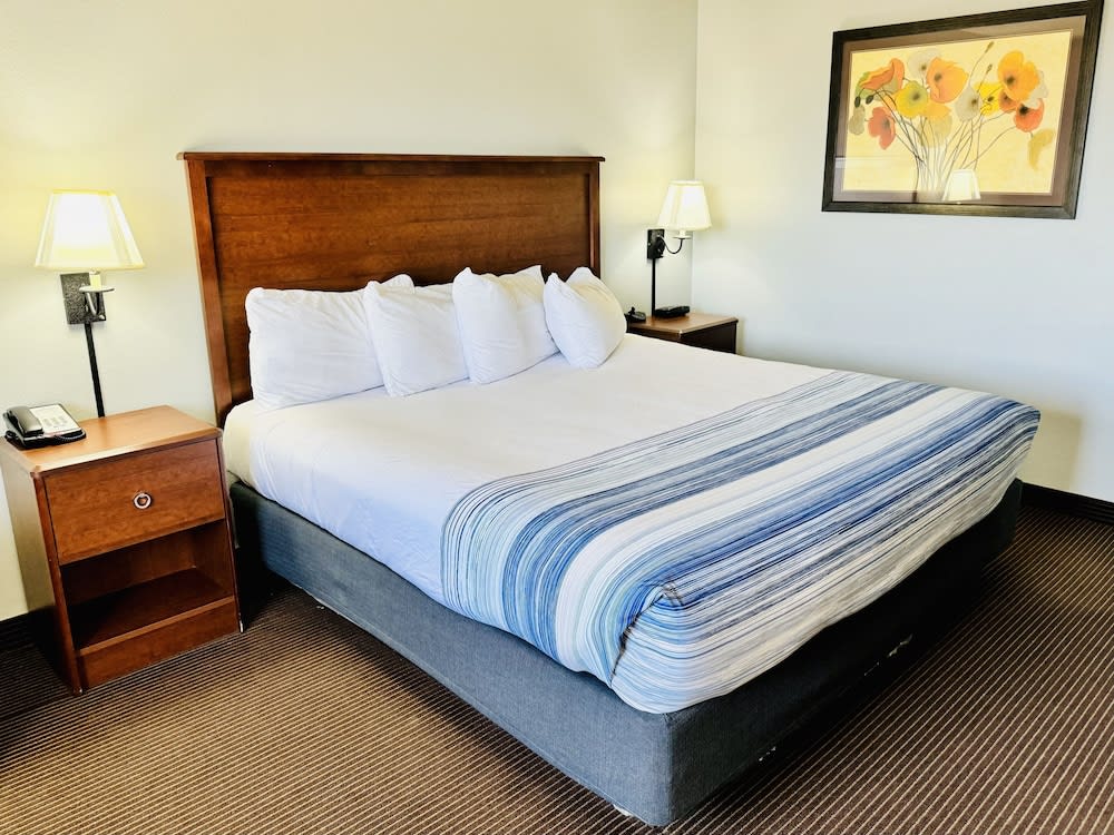 AmericInn by Wyndham Stillwater 4