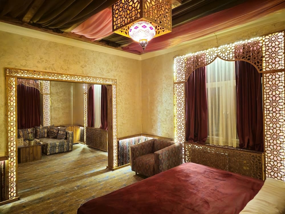 Qız Qalası Hotel 1