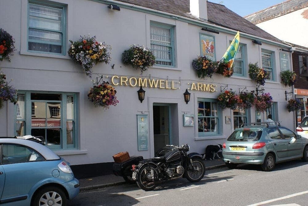 Cromwell Arms 1