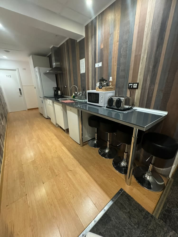 Far Home Gran Vía 3