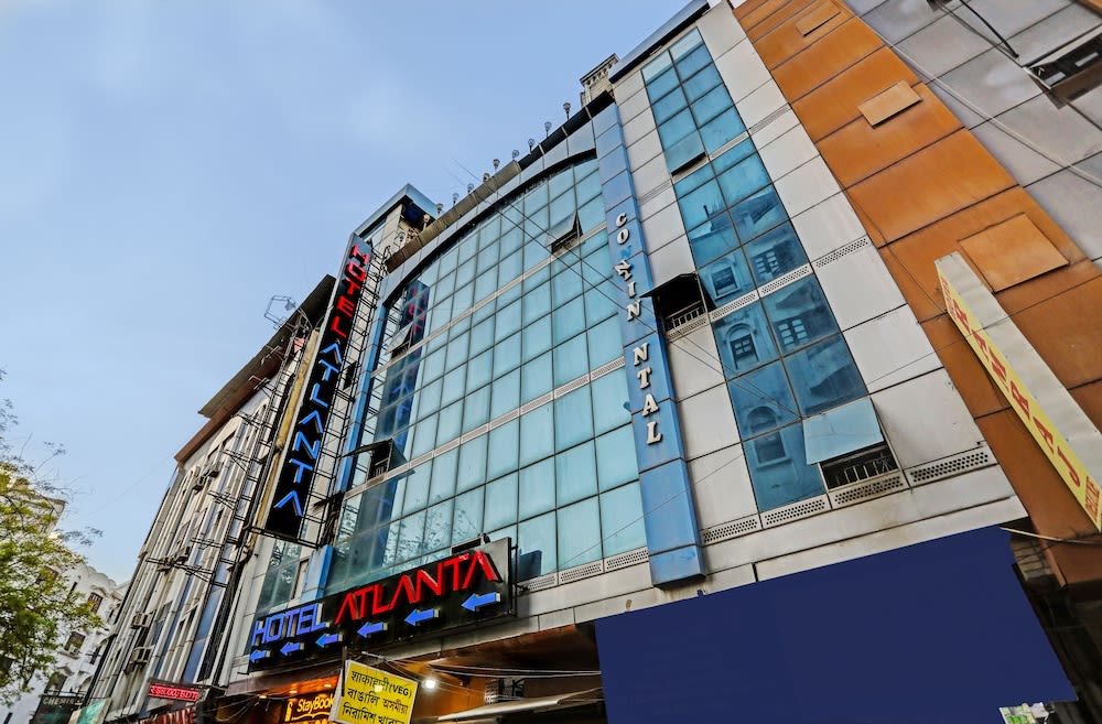Staybook Atlanta New Delhi Train Station 1