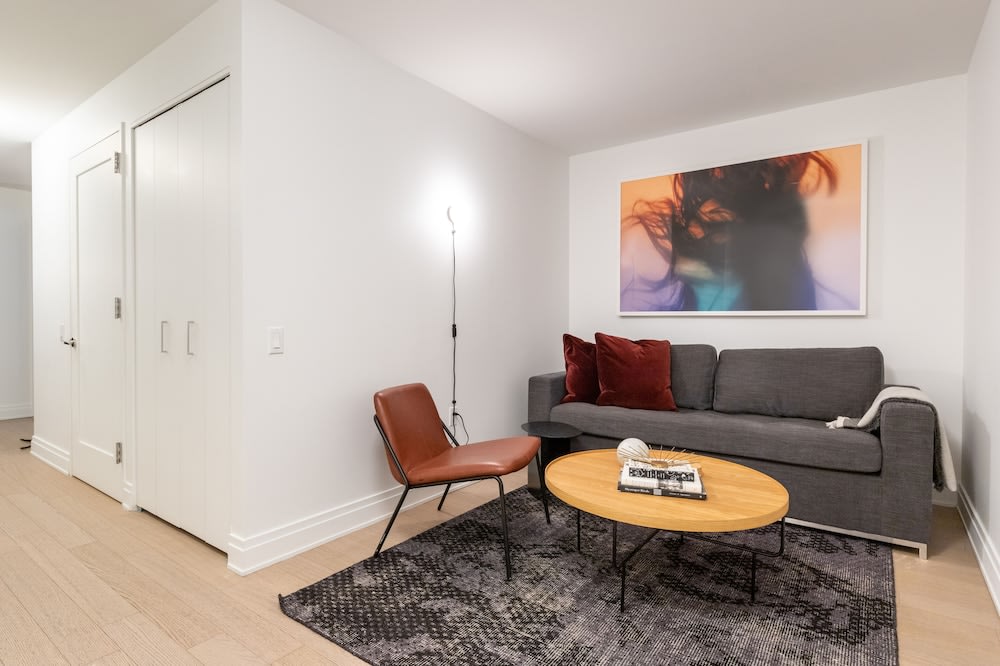 Mint House at 70 Pine 5