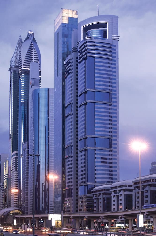 Carlton Downtown Hotel 1