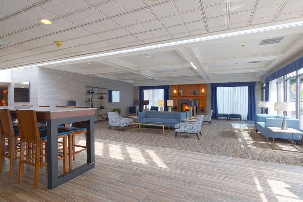 Coast Wenatchee Center Hotel 2