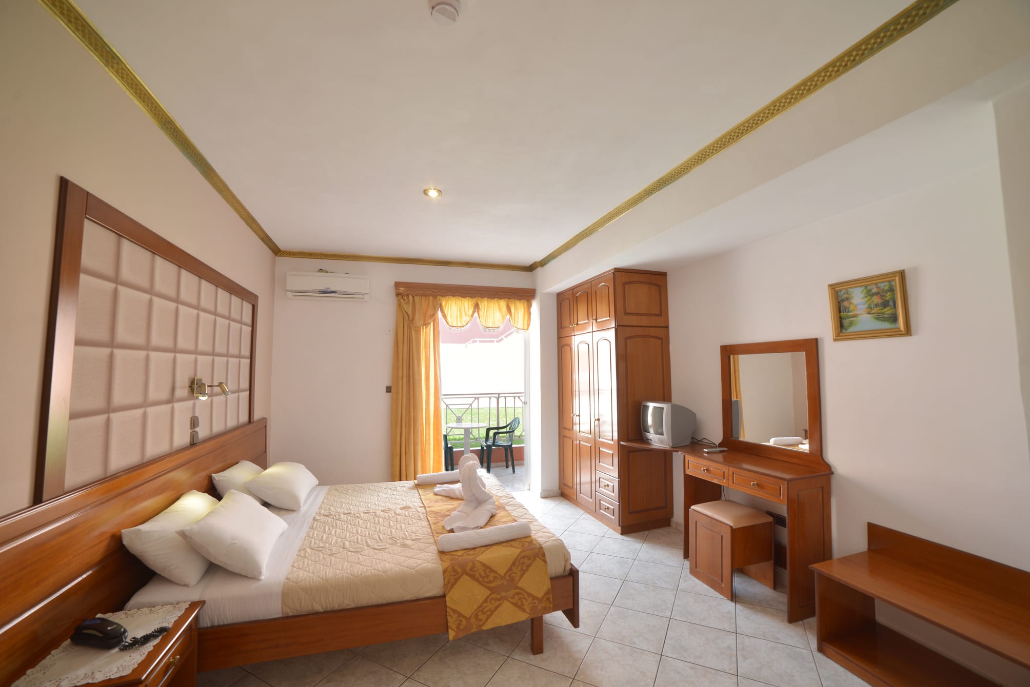 Angelina Hotel & Apartments 5