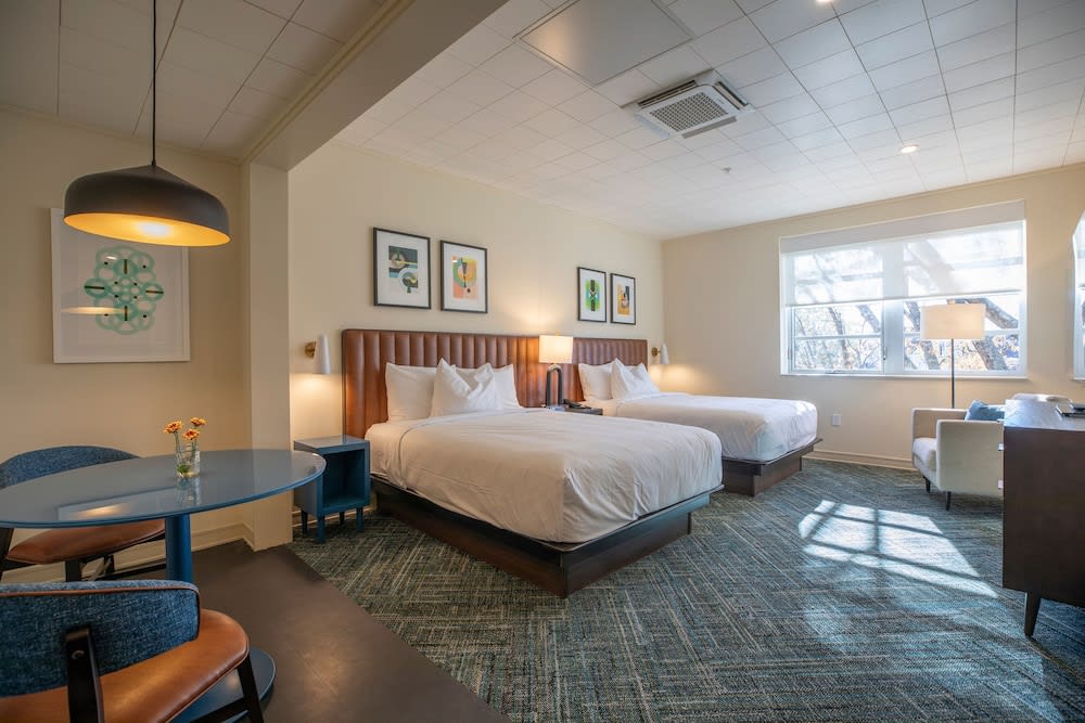 The Holbrook Hotel 2