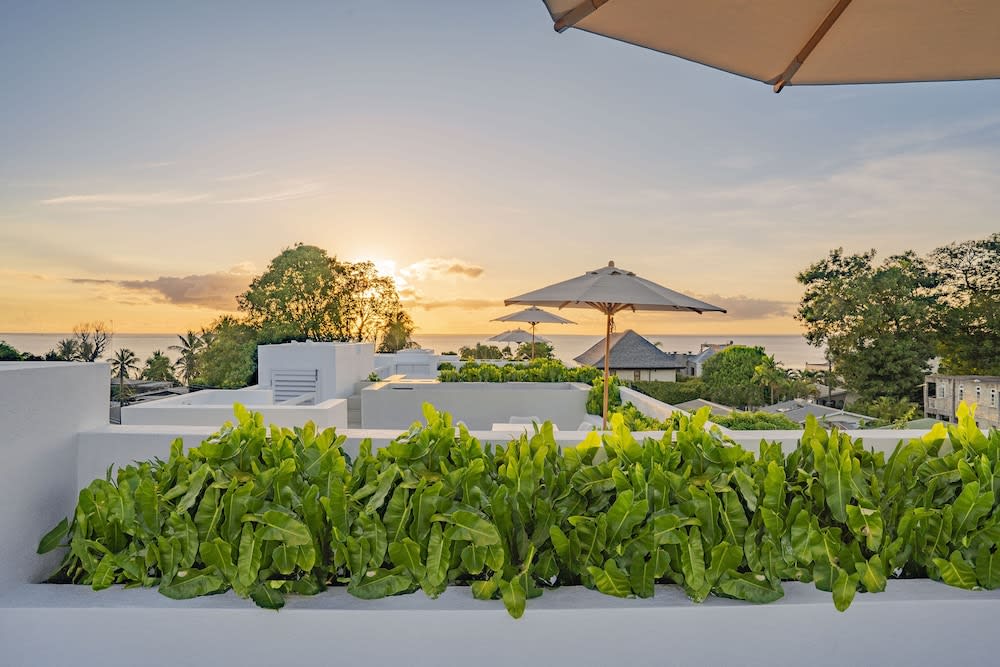 Palm Grove Villas & Hotel 2