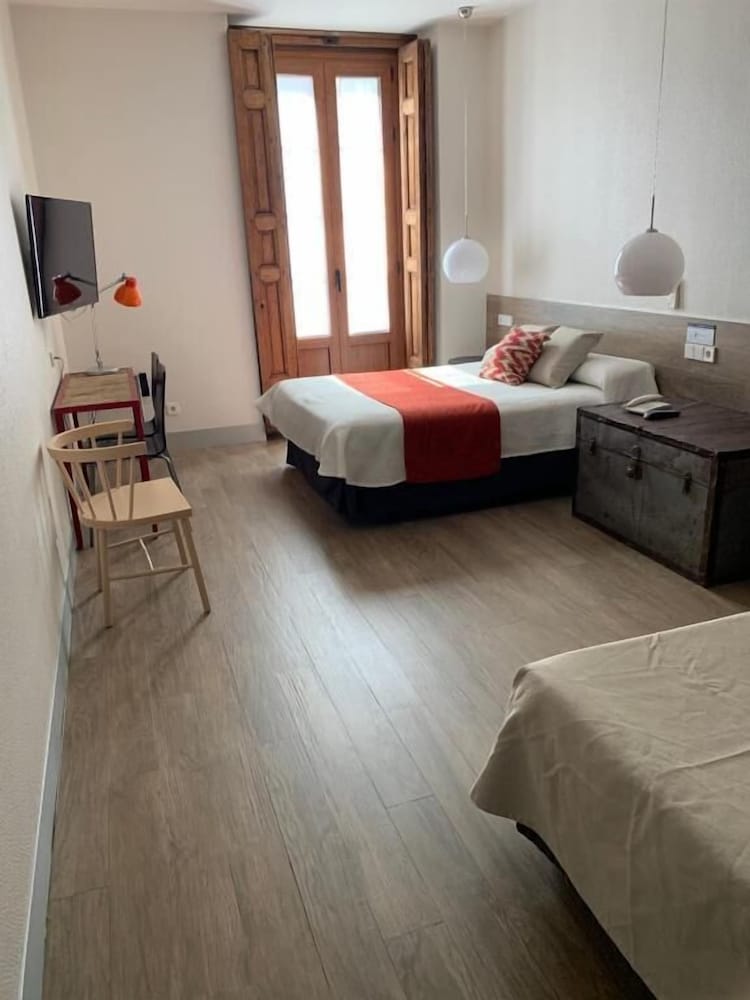 Hostal Castilla II Puerta del Sol 5