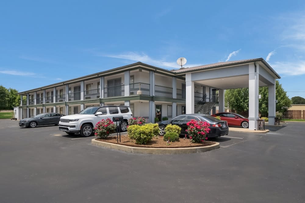 The Jewel Motel 1
