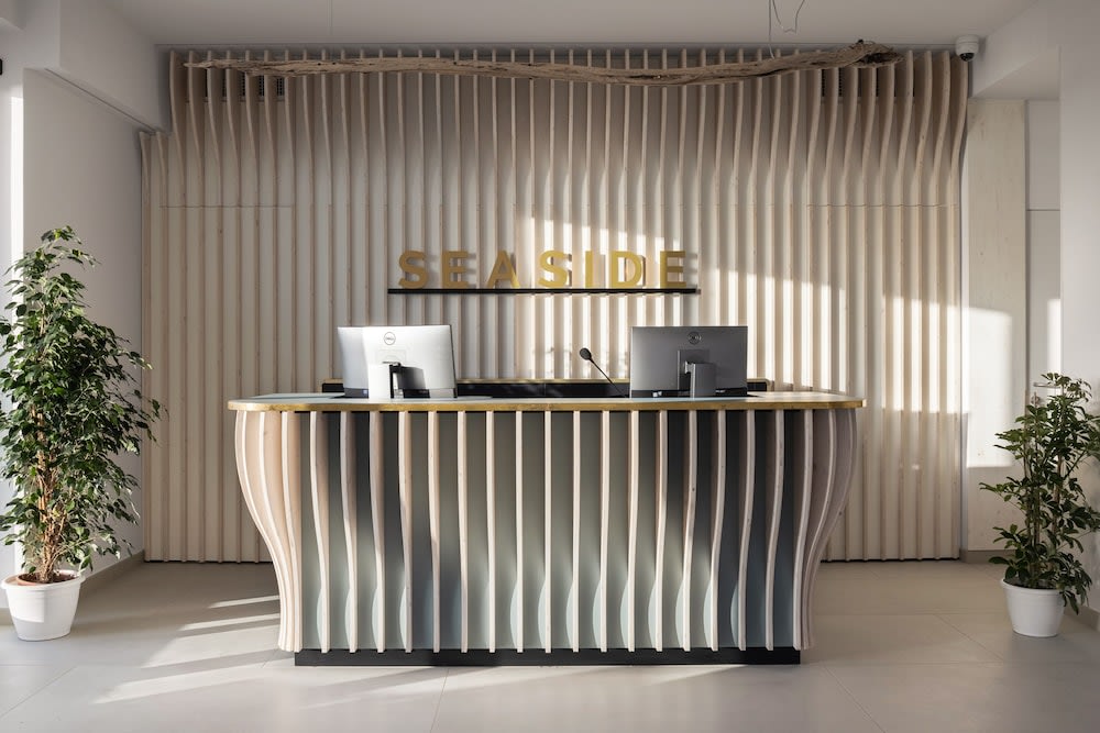 Seaside Hotel 2