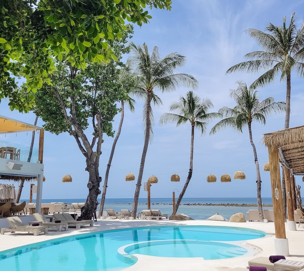 Elephant Beach Club & Resort Samui 1