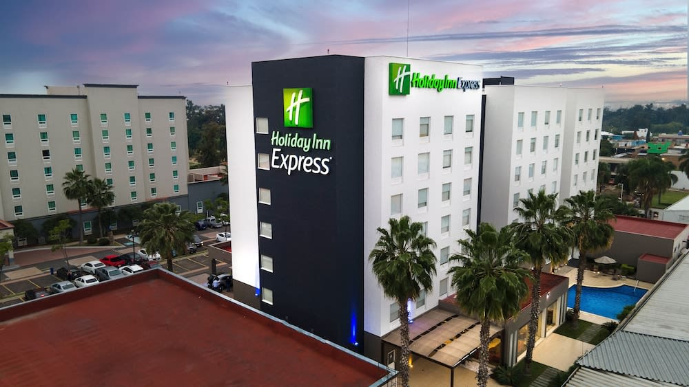 Holiday Inn Express GUADALAJARA AEROPUERTO by IHG 1