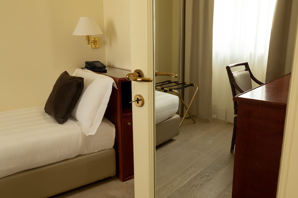 Hotel Enzo 2