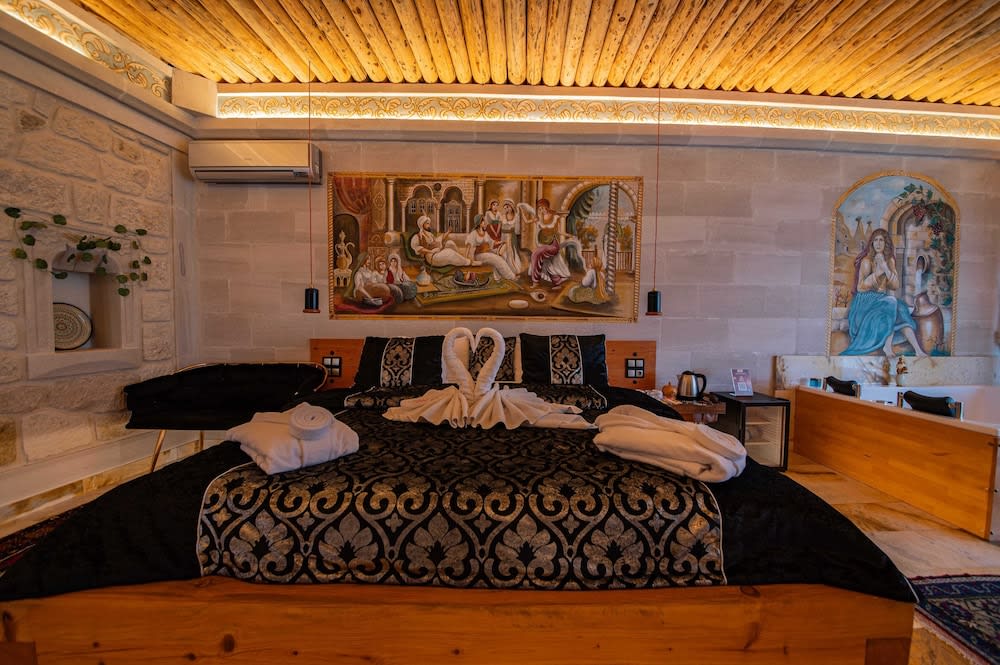 Safran Cave Hotel 2