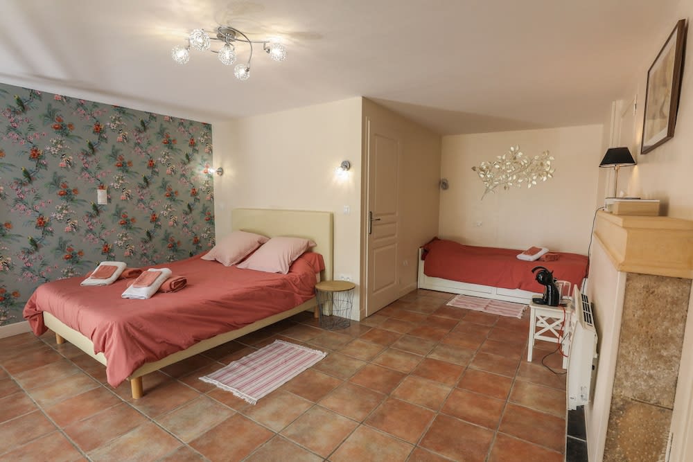 Au pays de Jacquou : Chambre d’hôtes et table d’hôtes 3