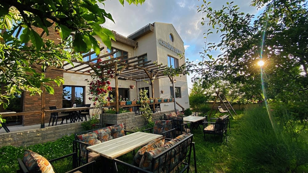 Panda Garden House 1