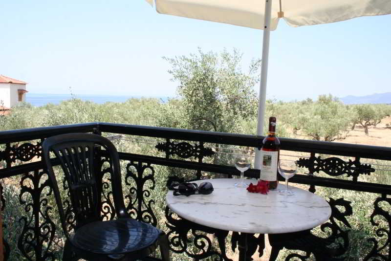 Nikas Rooms & Apartments 3