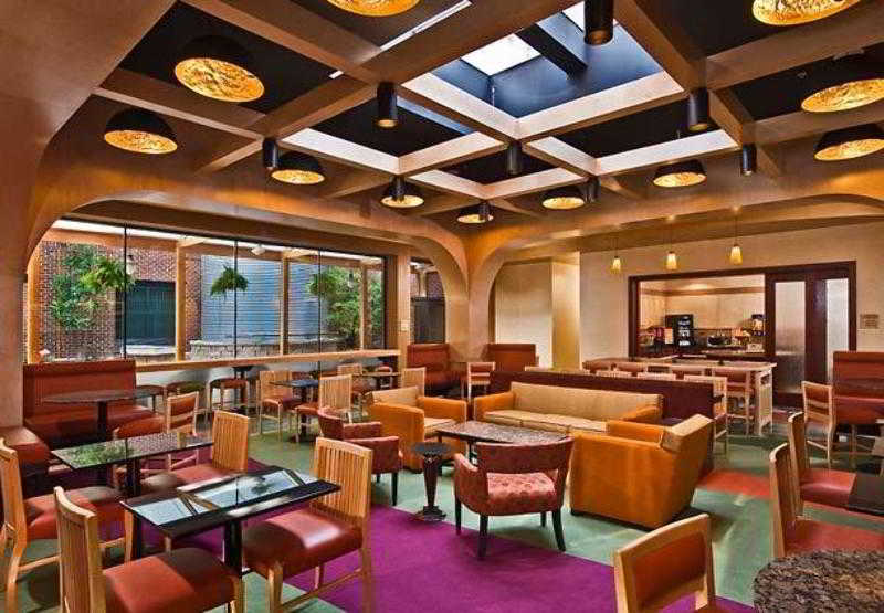 Fairfield Inn & Suites Baltimore Downtown/Inner Harbor 1