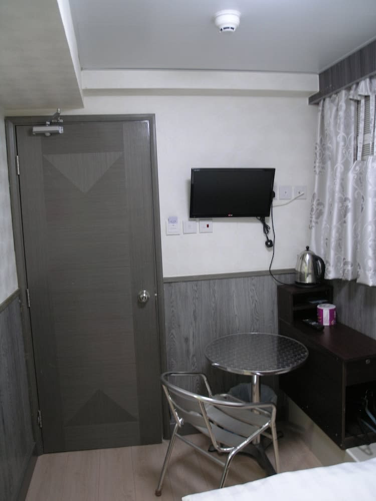 Majestic 7 Guest House 2