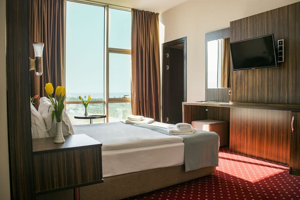 Legend Business Hotel Batumi 1