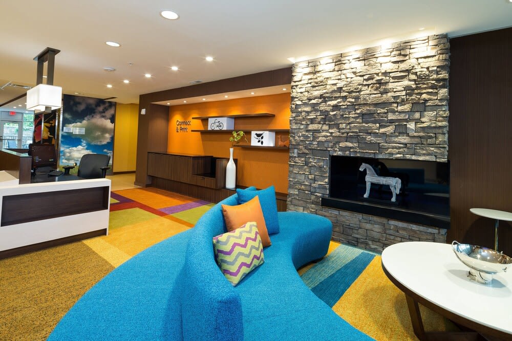 Fairfield Inn & Suites by Marriott Detroit Chesterfield 2