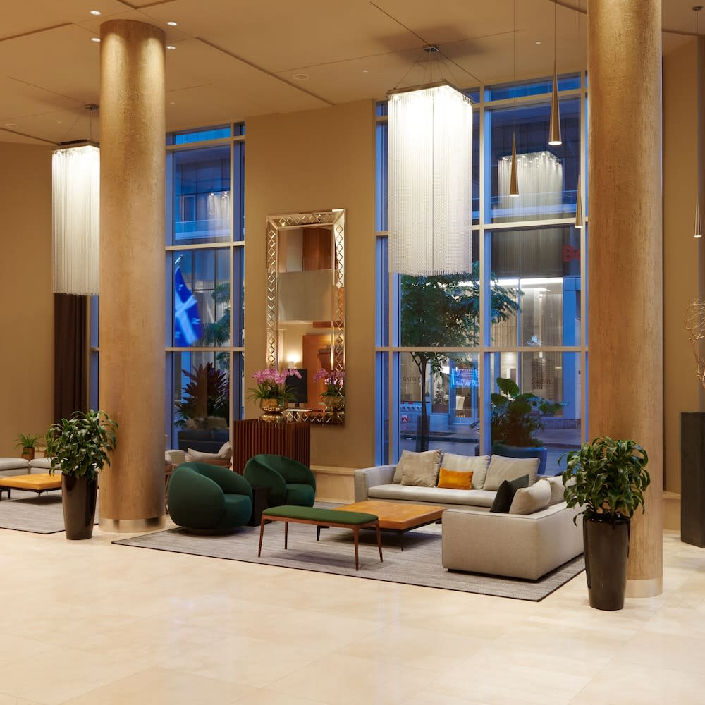 Warwick Le Crystal - Montréal 5