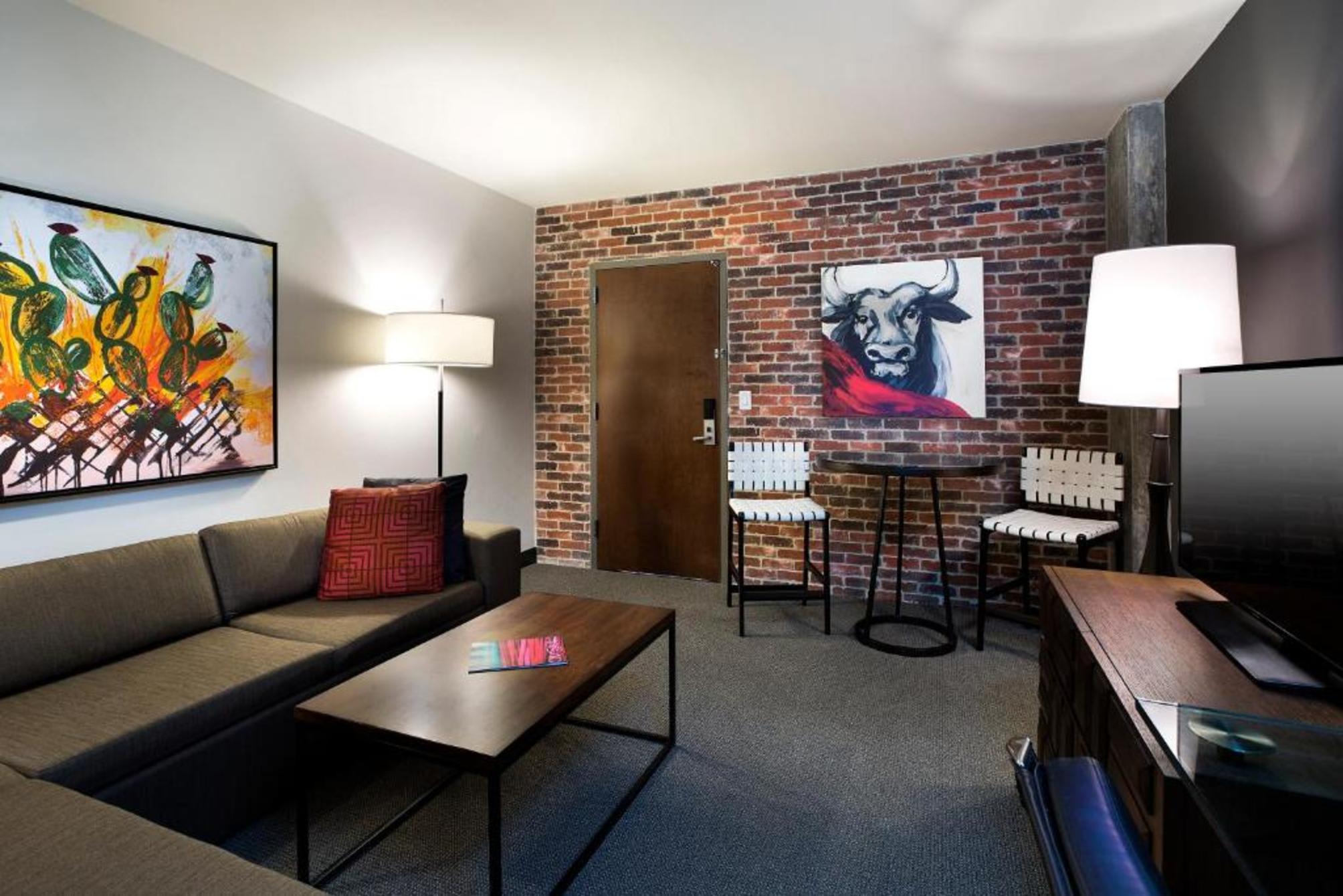 Hotel Contessa - Suites on the Riverwalk 4