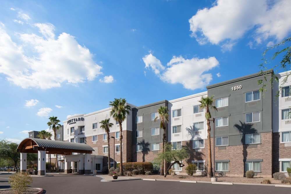 Courtyard by Marriott Phoenix West/Avondale 1