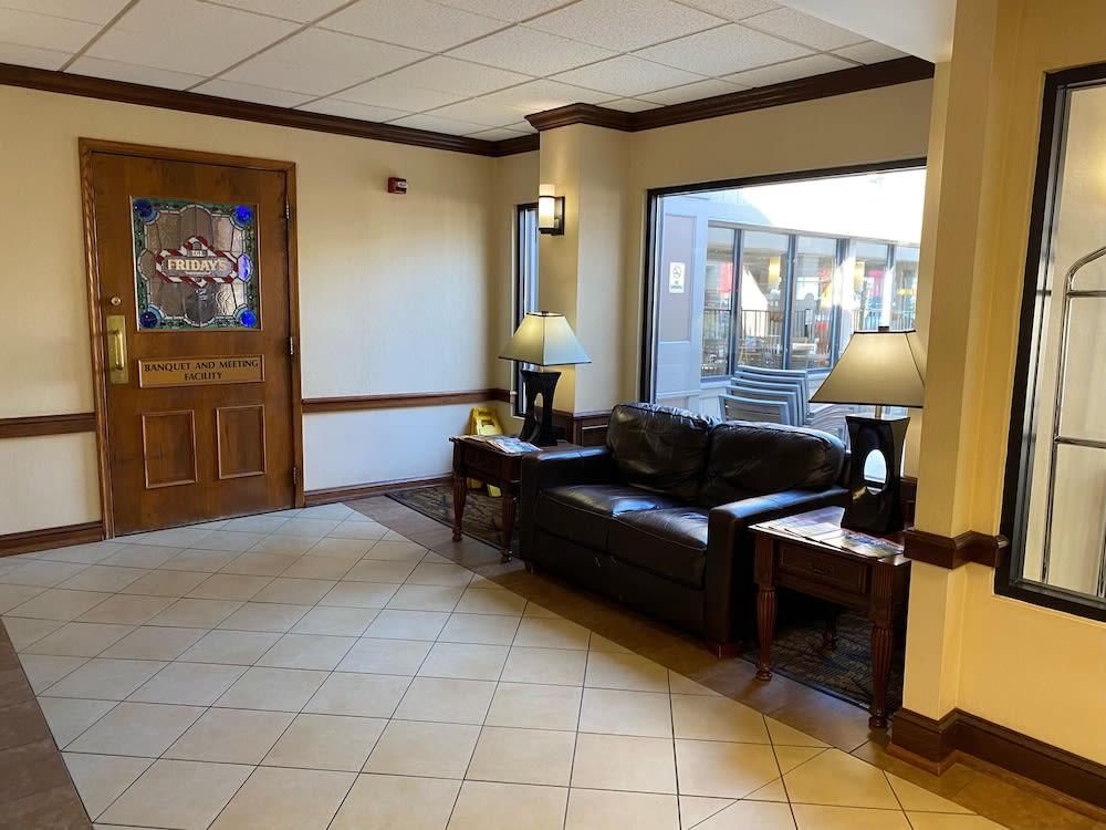 Quality Inn & Suites Williamsport 2