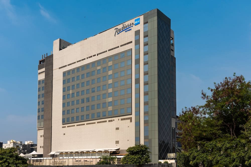 Radisson Blu Towers Kaushambi Delhi NCR 1