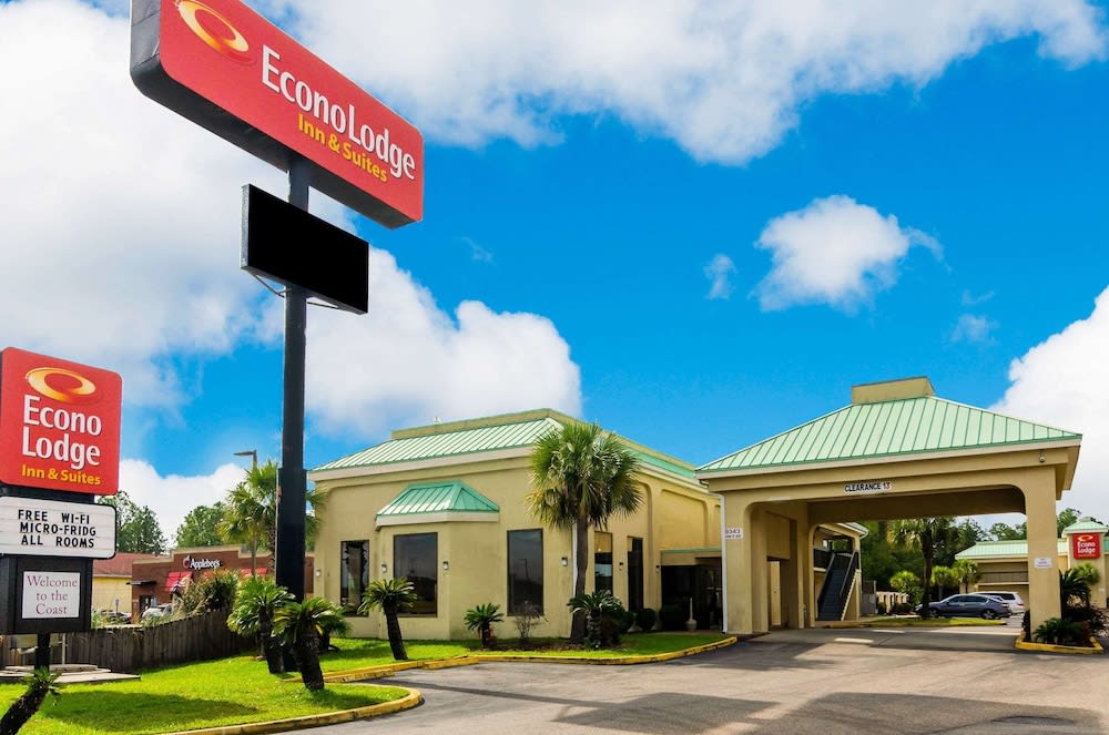 Econo Lodge Inn & Suites Gulfport Airport 1