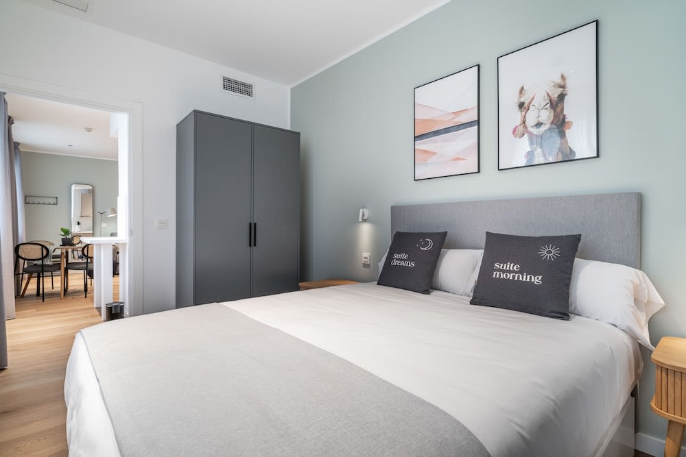 Limehome Sevilla Ronda de Capuchinos 2