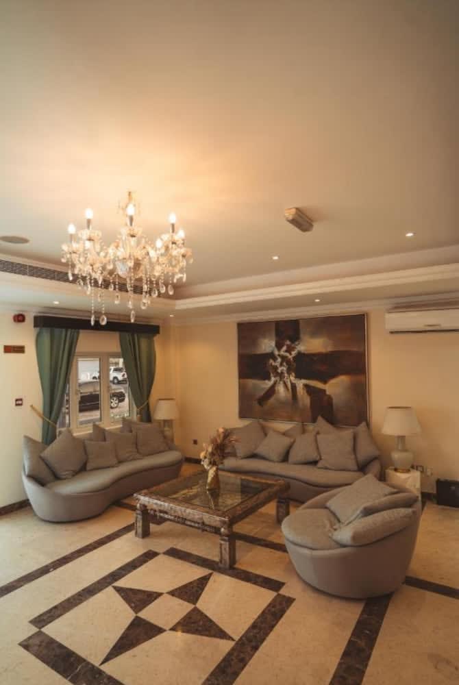 Royal Prestige Hotel 5