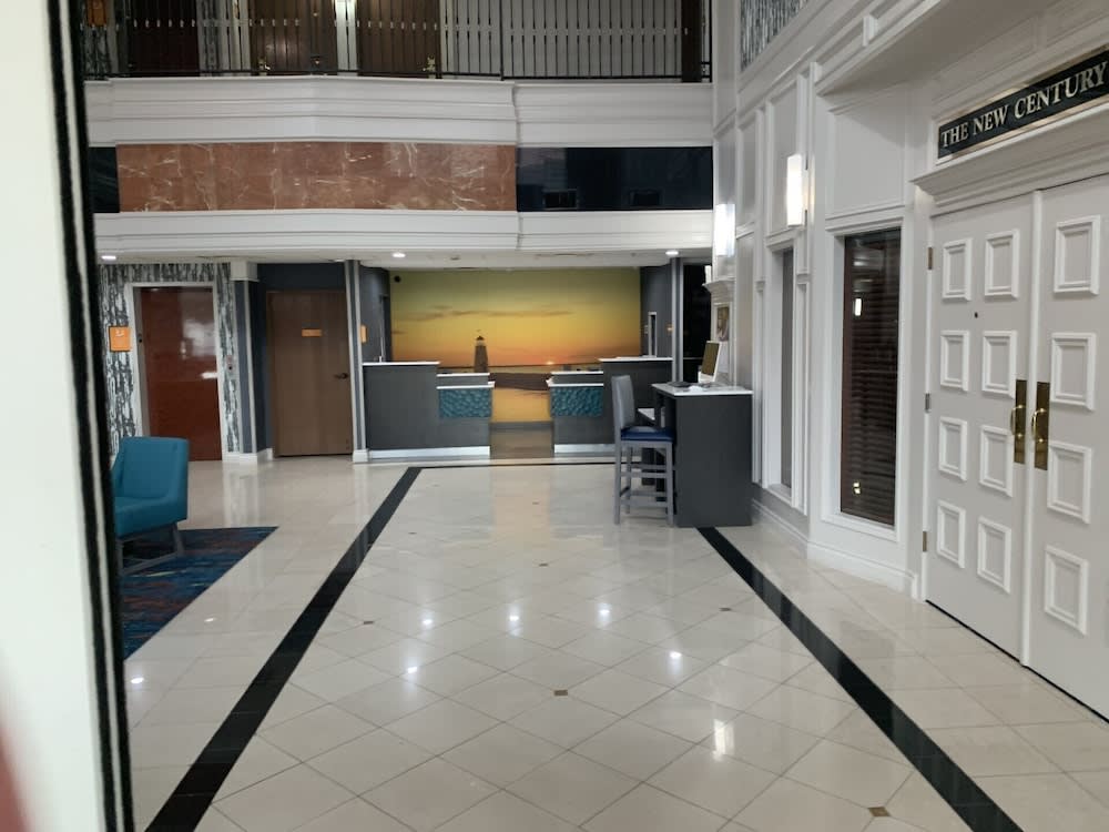 La Quinta by Wyndham OKC North - Quail Springs 2