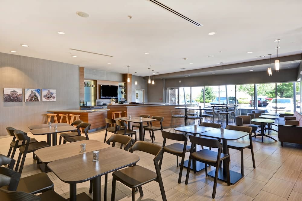 SpringHill Suites by Marriott Indianapolis Airport/Plainfield 2