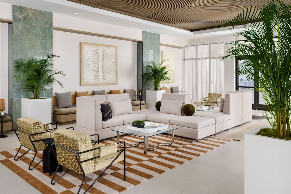 AC Hotel by Marriott Naples 5th Avenue 2