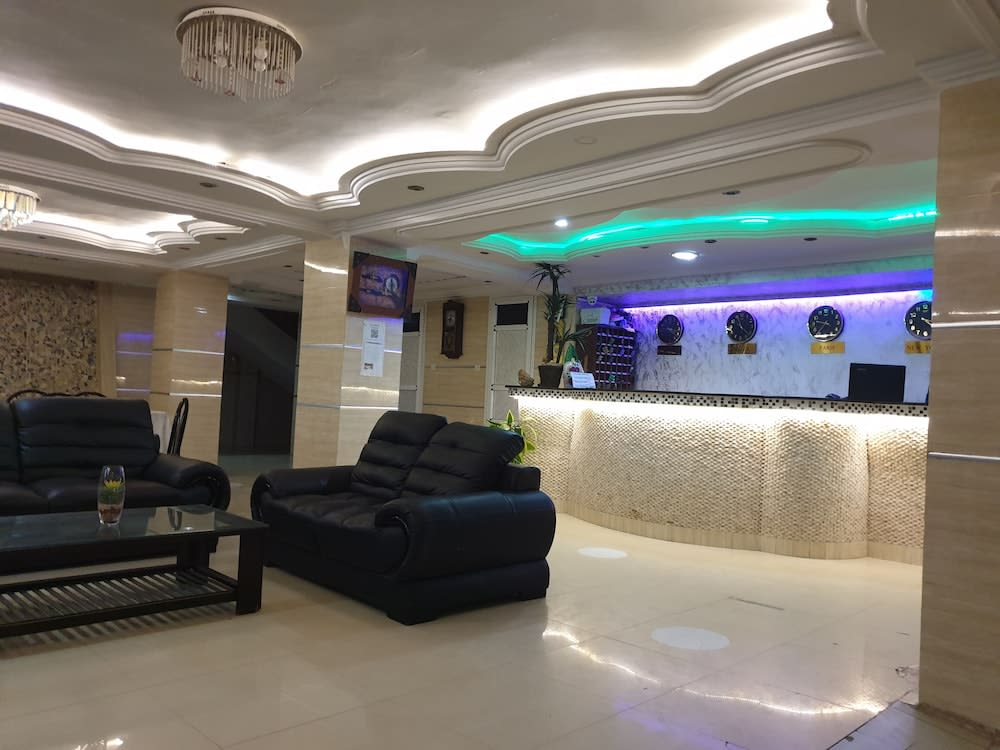 Le Privilege Hotel 1