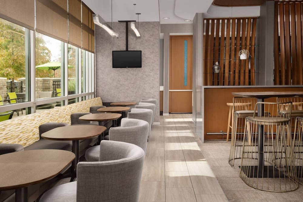 SpringHill Suites By Marriott Charleston Airport & Convention Center 2