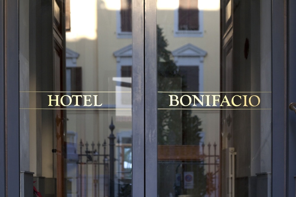 Hotel Bonifacio 1