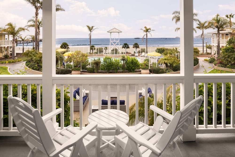 Avila Lighthouse Suites 1